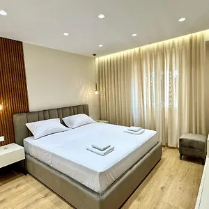 E&r At Myslym Shyri Hotel Tirana